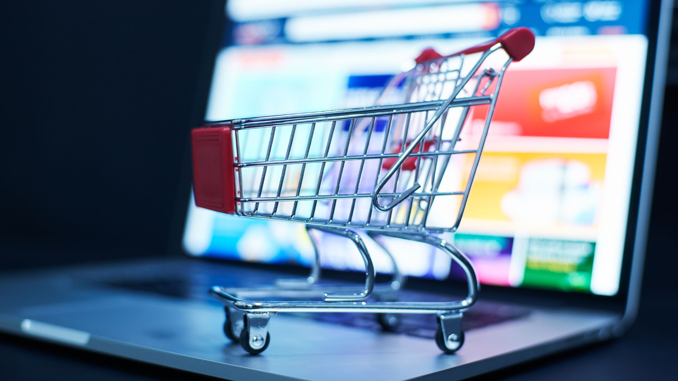 What is Consumer Marketing? Benefits and Strategies with Examples (2025)